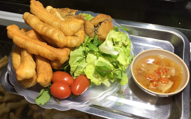 Bánh-Gối-&-Ăn-Vặt-Thành-Công---Sân-Tập-Thể-A5-Thành-Công