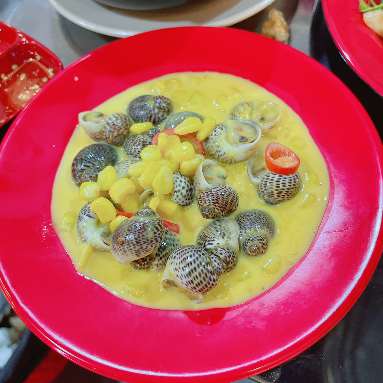 Ốc-Ngon-Nhức-Nách---Nguyễn-Văn-Khối