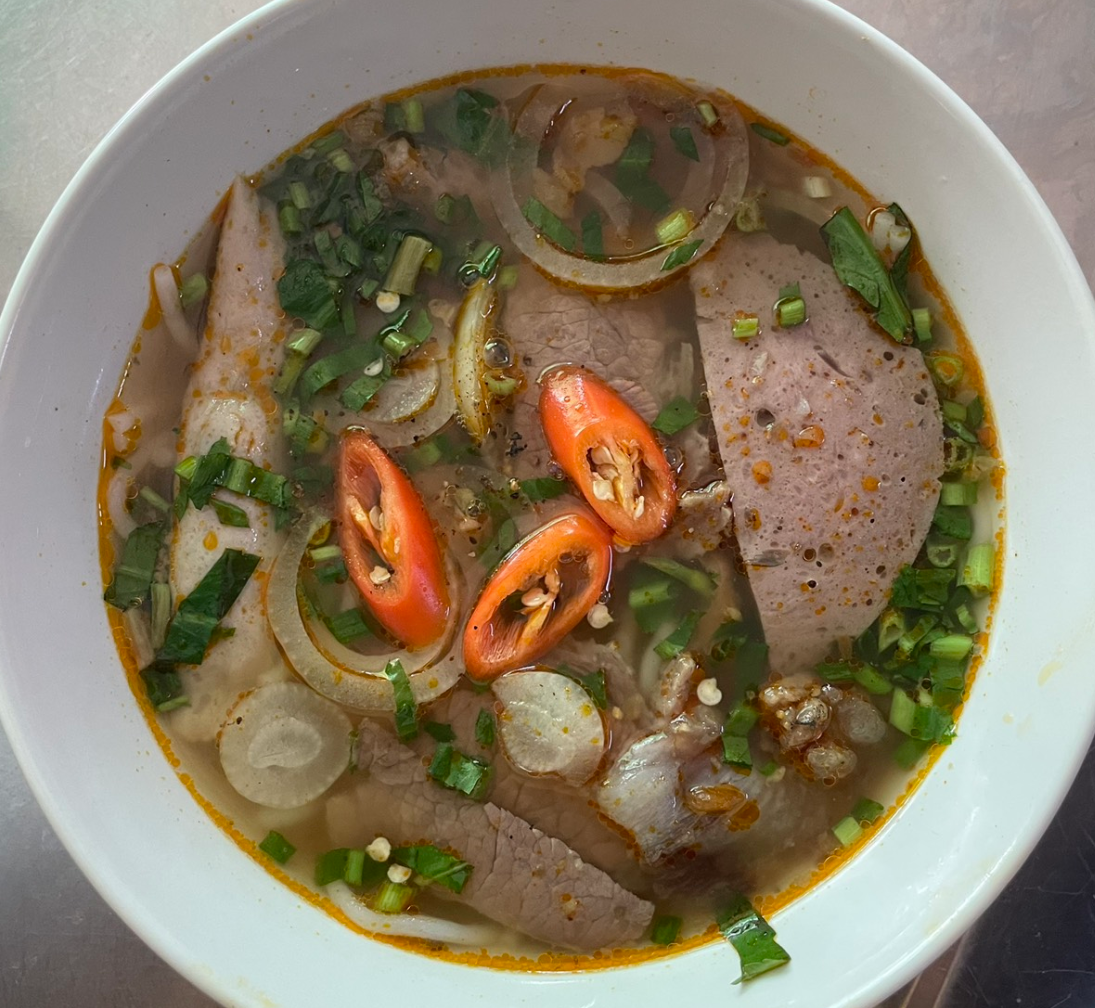 bun-bo-hue-tra-my-o-hanh