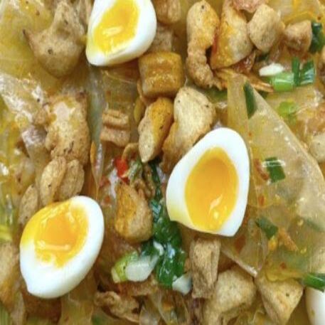 co-ba-food-banh-trang-ang-van-ngu