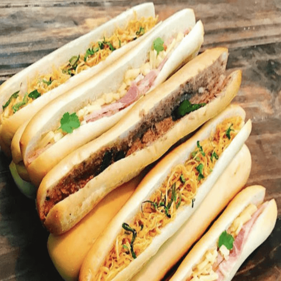 bamiron-banh-mi-kep-mi-tron-quan-nhan