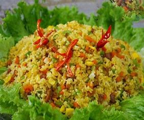 quan-168-com-chien-mi-xao-duong-quang-ham