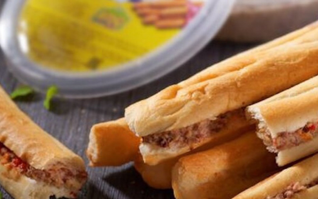 banh-mi-que-phap-co-op-mart-nguyen-anh-thu