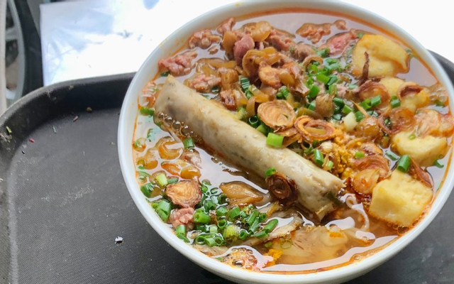 Bún-Riêu-Cua-&-Bún-Bò-Nam-Bộ---Ngọc-Thụy