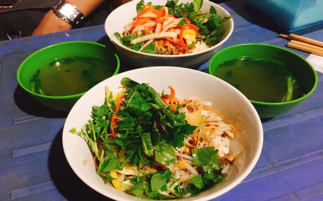 pho-ga-tron-khanh-beo-hang-hom