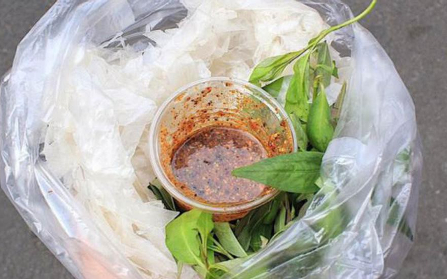 banh-trang-cham-co-dung