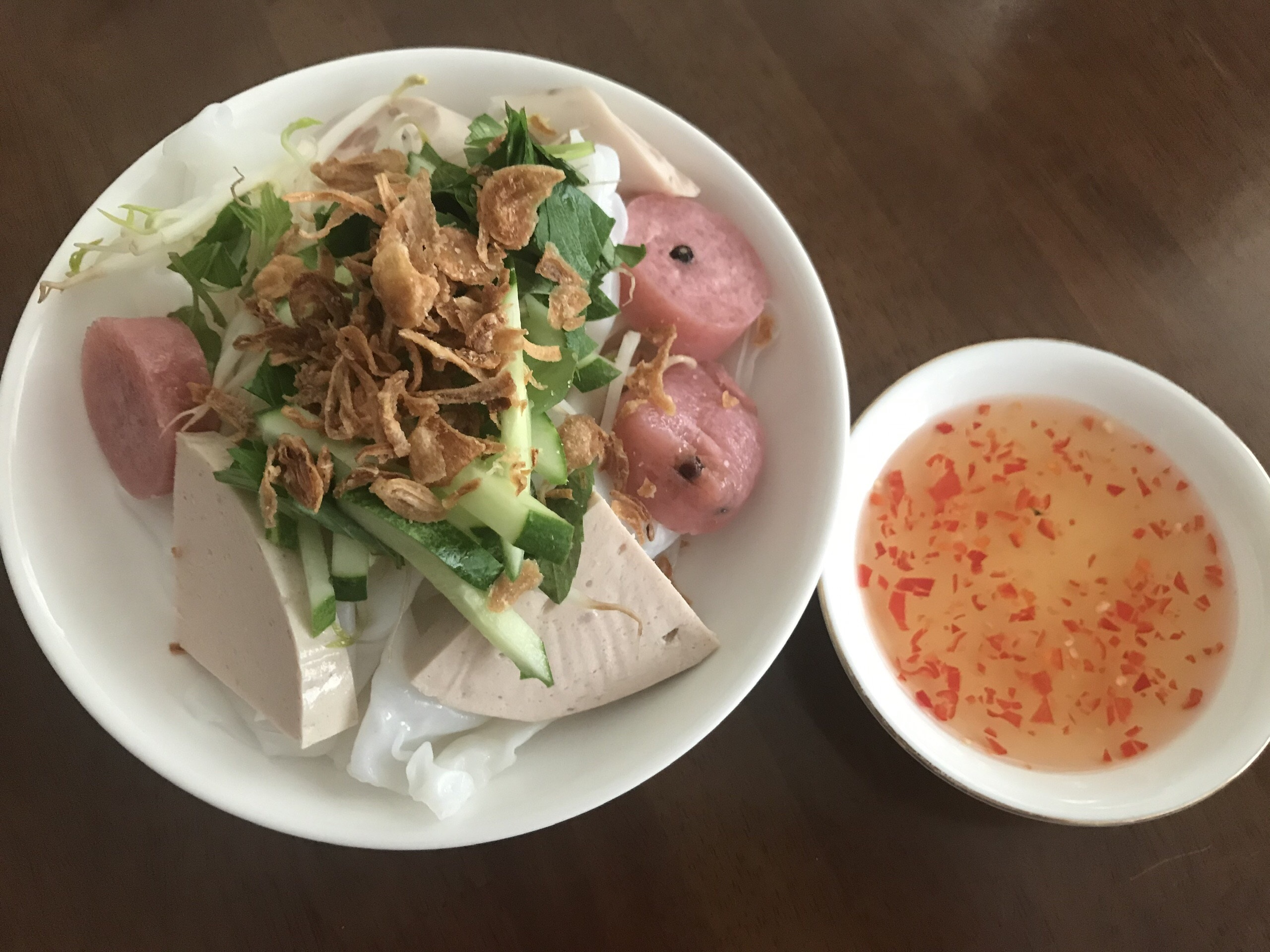 banh-uot-banh-cuon-nong-ha-noi-tran-nhan-ton