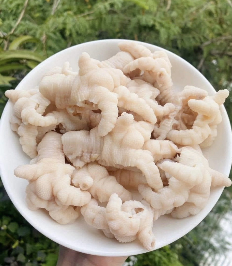 7-chan-ga-luoc-rut-xuong