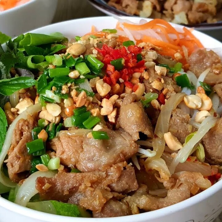 A-Tỉnh-Quán---Bún-Thịt-Nướng-&-Bún-Thịt-Xào---Đường-Số-7
