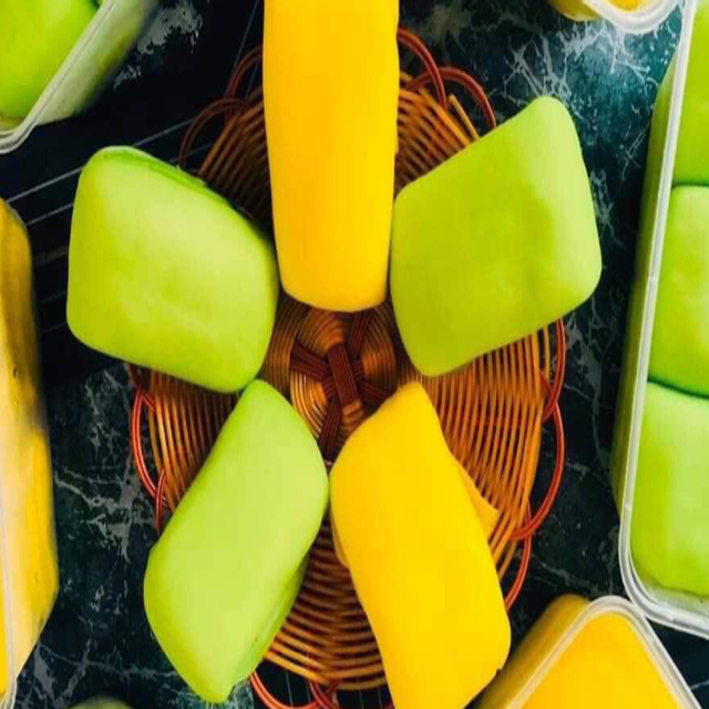 banh-crepe-sau-rieng-hong-bang