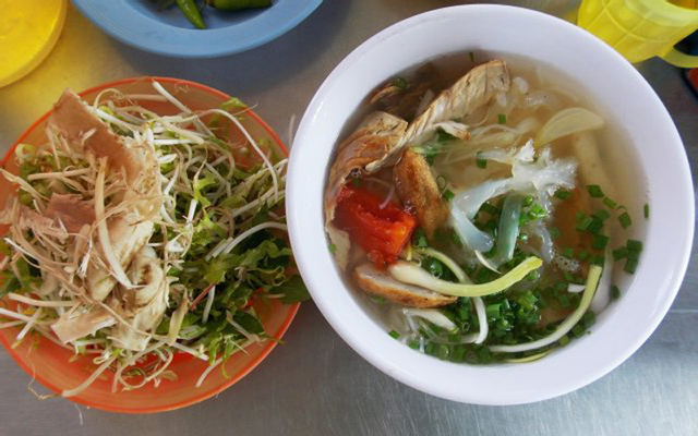 quan-co-suong-ac-san-nha-trang-uong-10