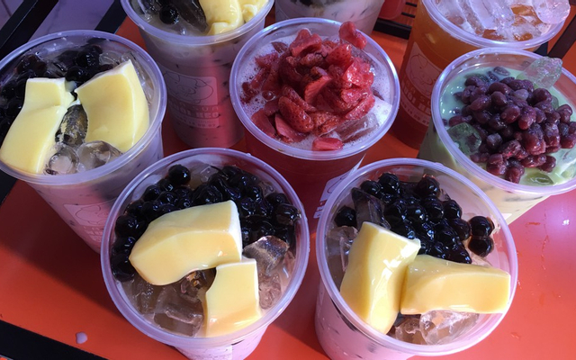 tra-sua-nuoi-heo-han-thuyen