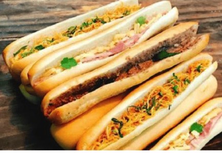 banh-mi-que-cherry-luong-ngoc-quyen