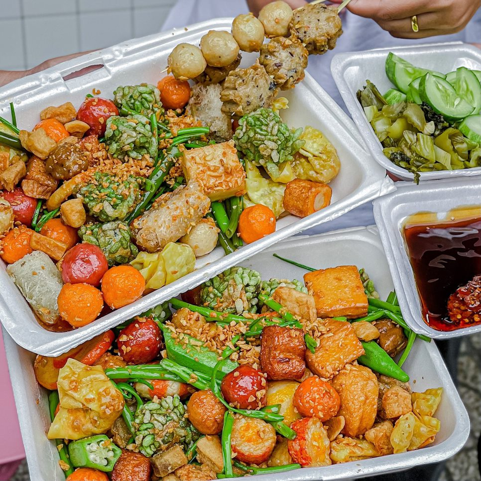 Tiệm-Củ-Cà-Rốt---Ăn-Vặt-&-Xiên-Que---Trần-Xuân-Soạn