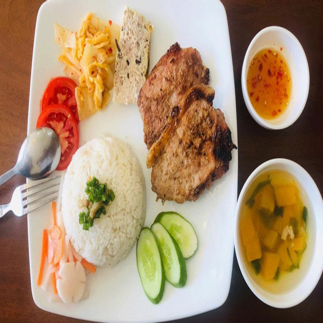 bep-co-yen-com-suon-han-quoc-com-van-phong-nguyen-van-lich