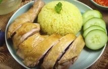 com-ga-hai-nam-au-co