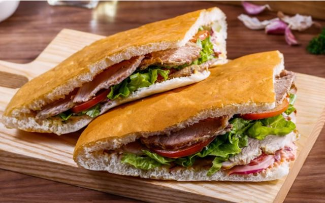 takki-banh-mi-kebab-ky-ong