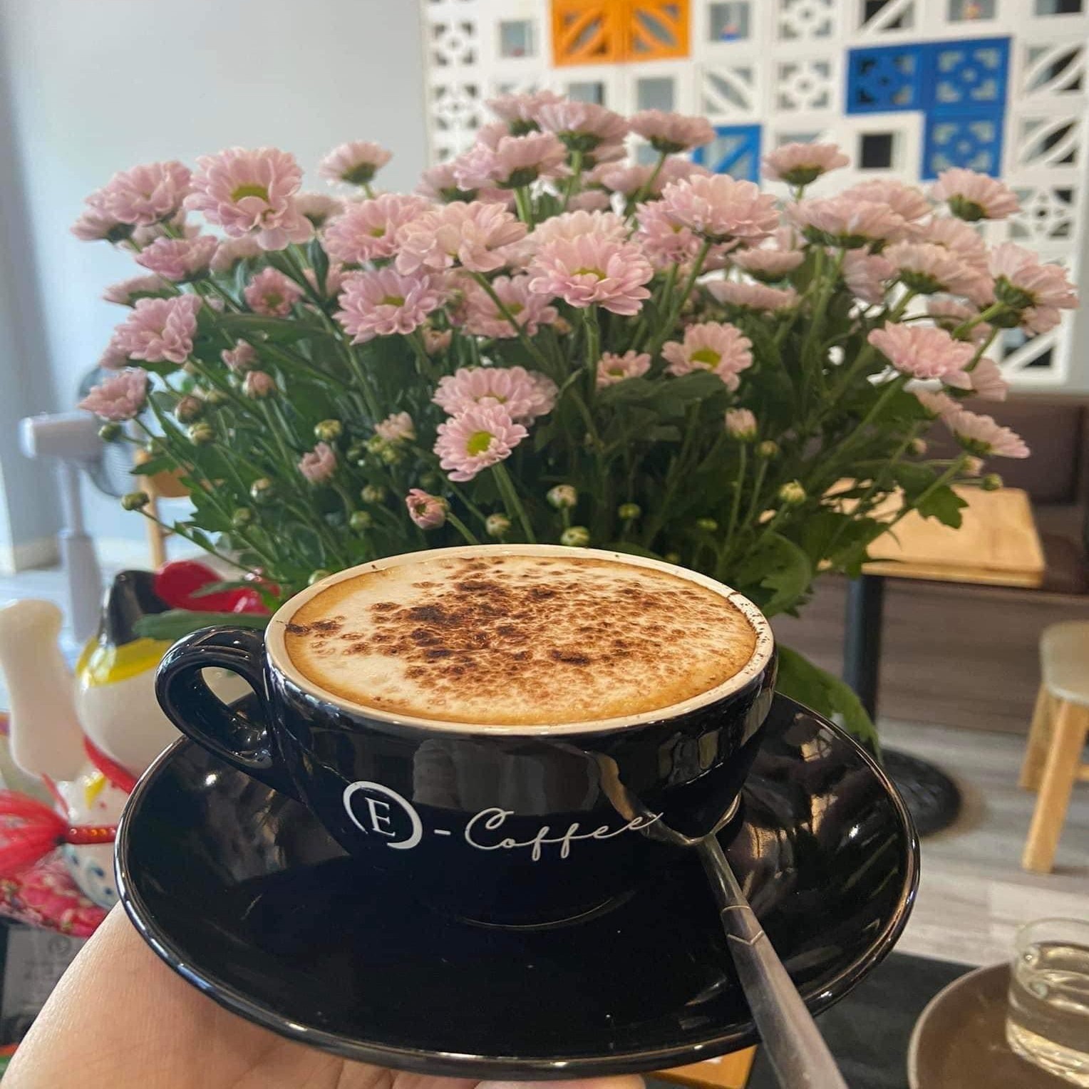 trung-nguyen-e-coffee-shophouse-him-lam-van-phuc