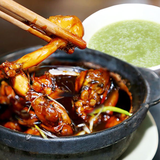 chao-ech-chang-sing-nguyen-hong