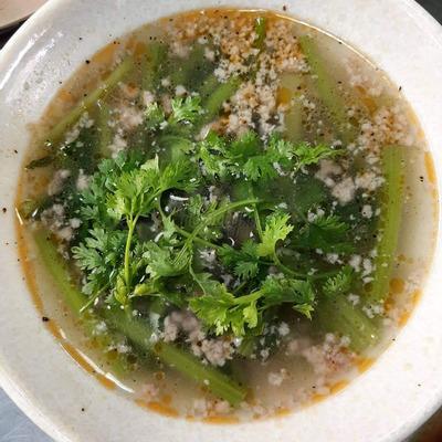 canh-cai-ngot-thit-bam