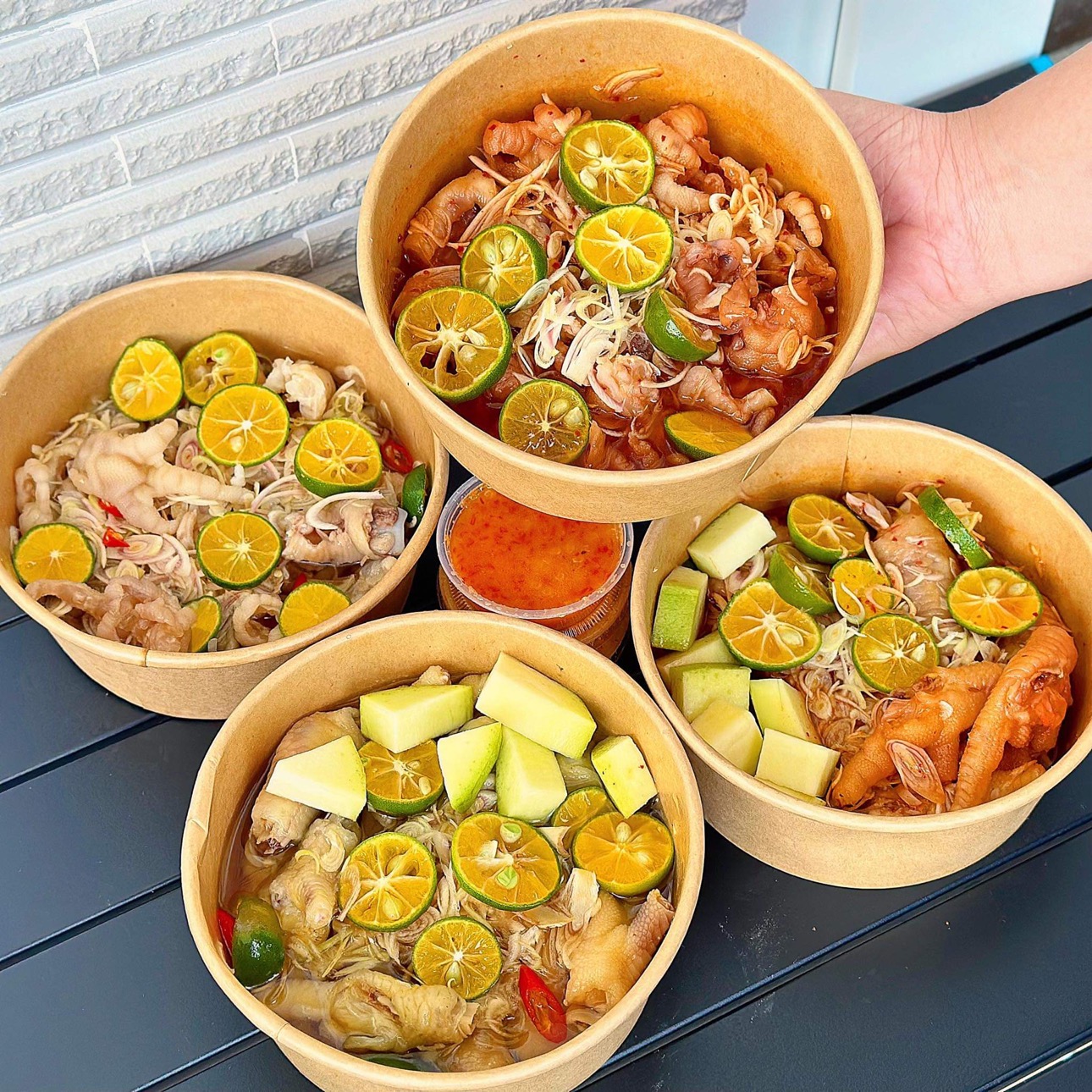 an-vat-hien-hien-chan-ga-rut-xuong-sot-thai-nguyen-thi-thap