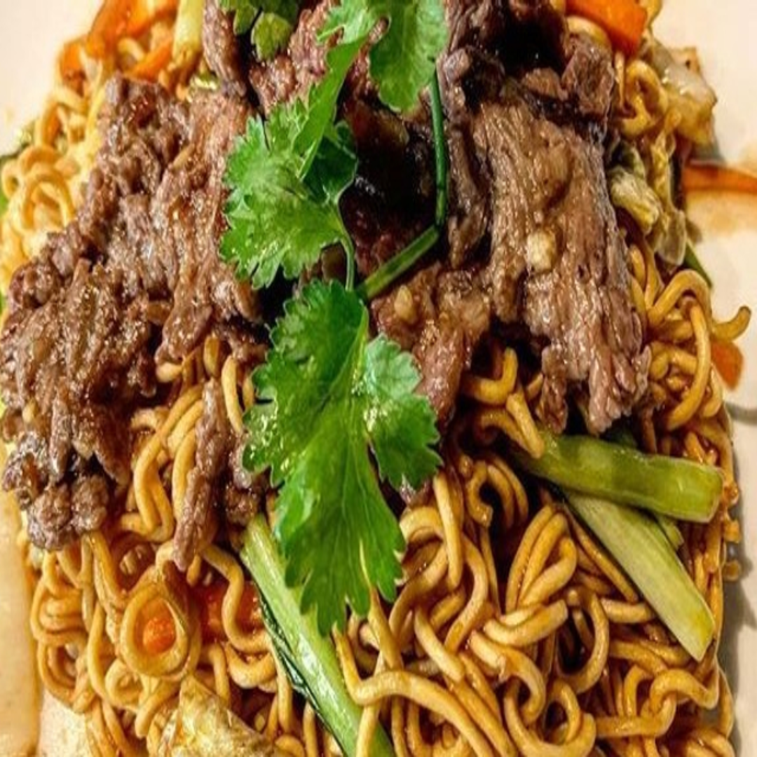 bin-bin-tra-sua-mi-xao-le-thi-hong-gam