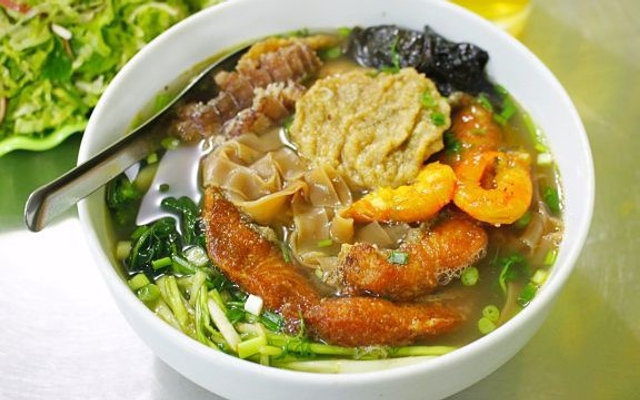 thiet-chung-bun-banh-a-cua-ca-hoang-cau