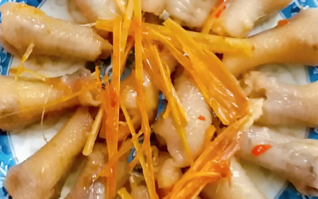 chan-ga-uop-sa-ot-quan-tuan-at