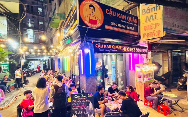 cau-kan-quan-tra-sua-tran-nhan-ton