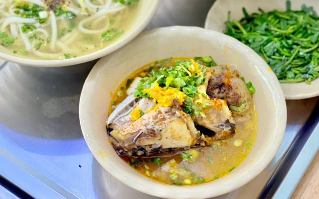 banh-canh-ca-loc-ma-oi-uong-385