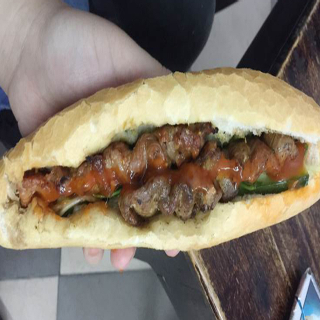 hoang-tuan-banh-mi-nguyen-thien-thuat