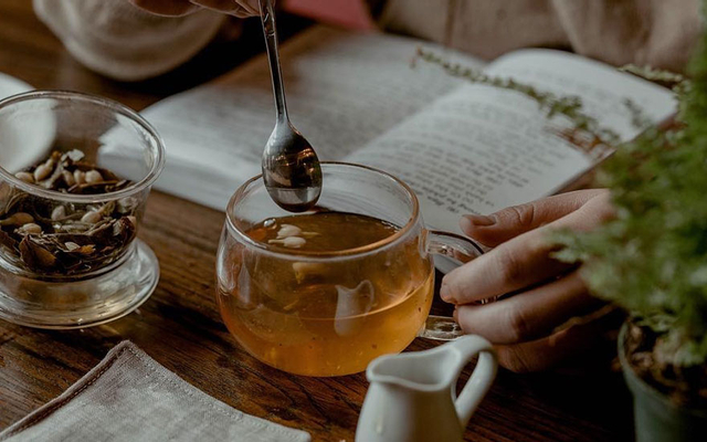 tiem-tra-co-ba-sai-gon-minh-khai