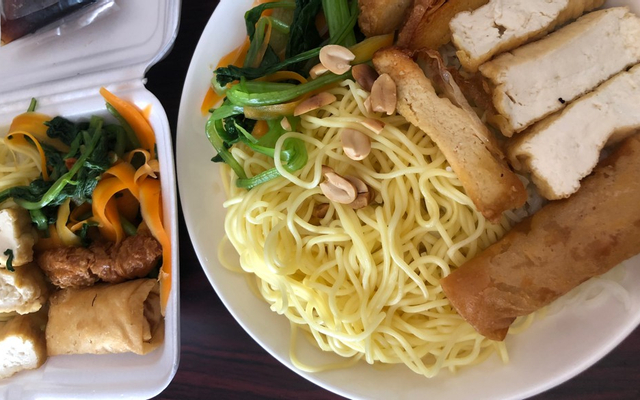 Kiều-Anh---Cơm-Bình-Dân-&-Cơm-Chay---Đường-số-5