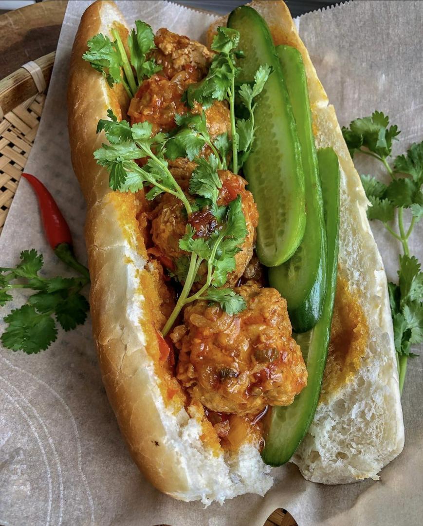 banh-mi-xiu-mai