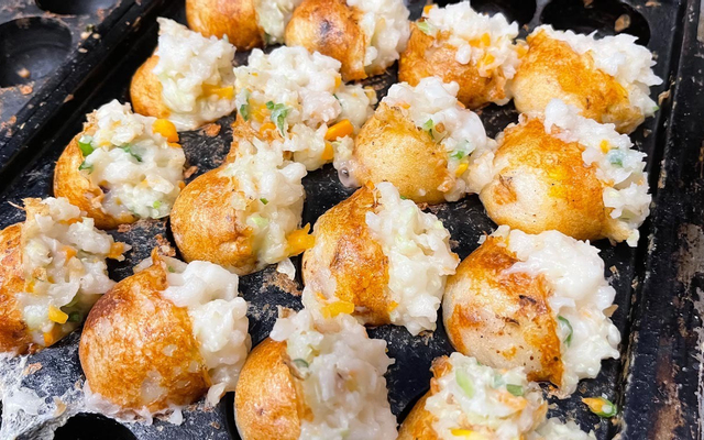 takosama-banh-nuong-nhan-bach-tuoc-ang-van-ngu