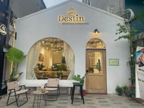 Hình ảnh Destin - Cà Phê Kem Trứng & Kem Mè - Lạc Long Quân