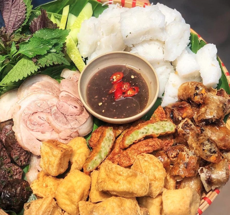 bun-au-tra-quat-co-ha-nhan-hoa