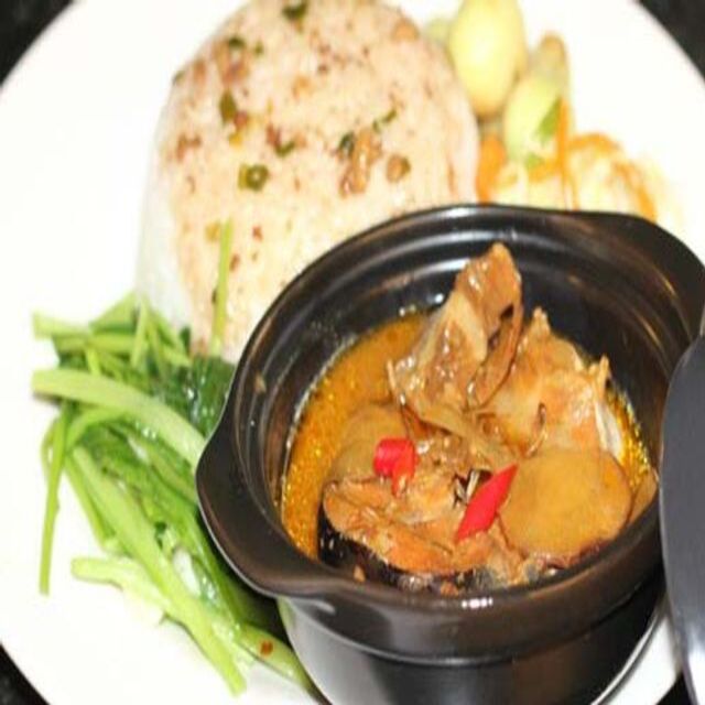 tiem-com-ly-chinh-thang