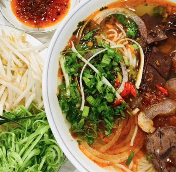 Bún-Bò-&-Bò-Kho-Gia-Định---Nguyễn-Hữu-Cảnh