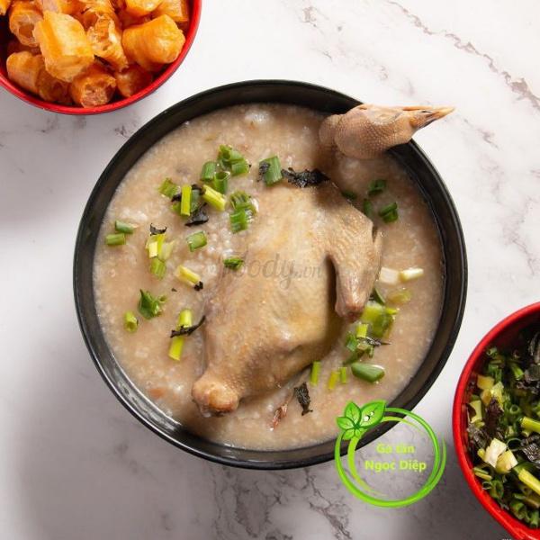 chao-chim-cau-ham-hat-sen-tao-o