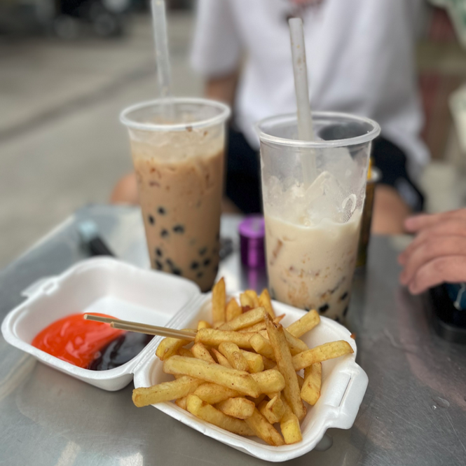 tra-sua-an-vat-rio-pham-hung