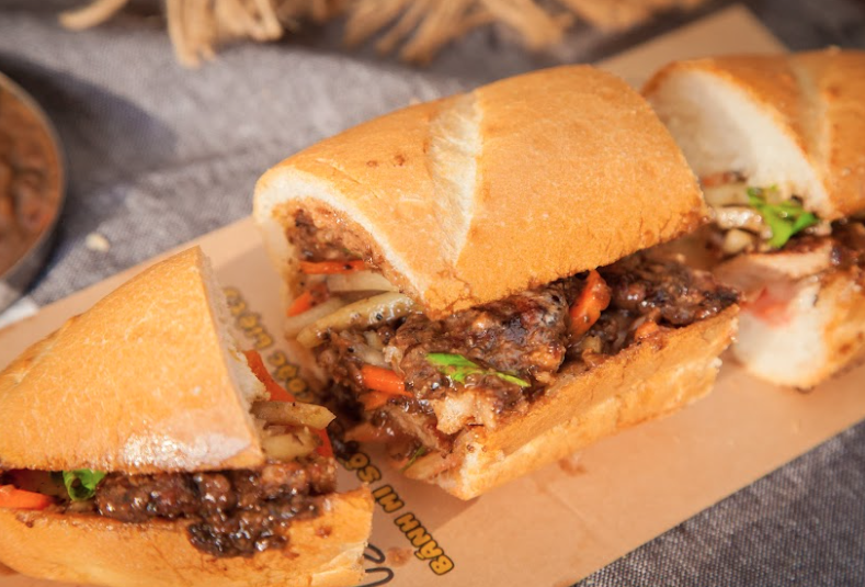 banh-mi-than-heo-nuong