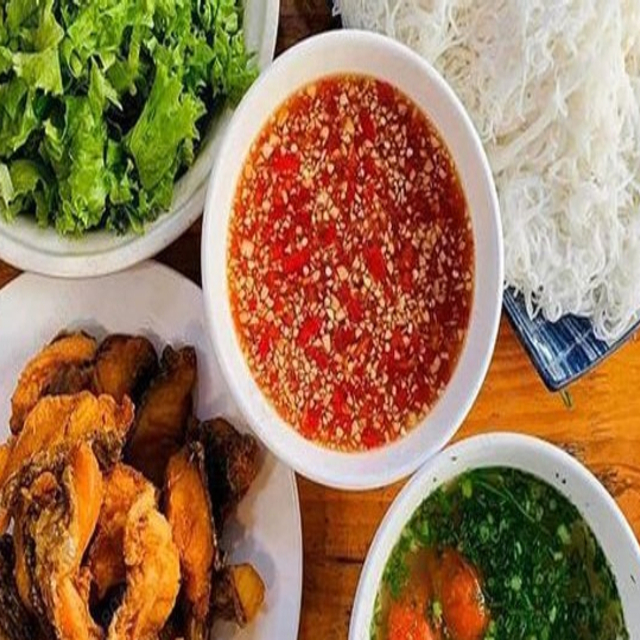 bun-ca-cham-thuy-to-phan-van-truong