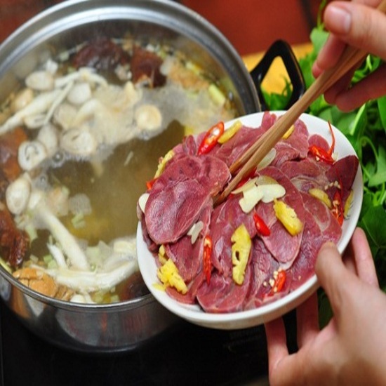 Lẩu-Gà-Nòi-Nga-Thịnh-11---Phan-Văn-Đối