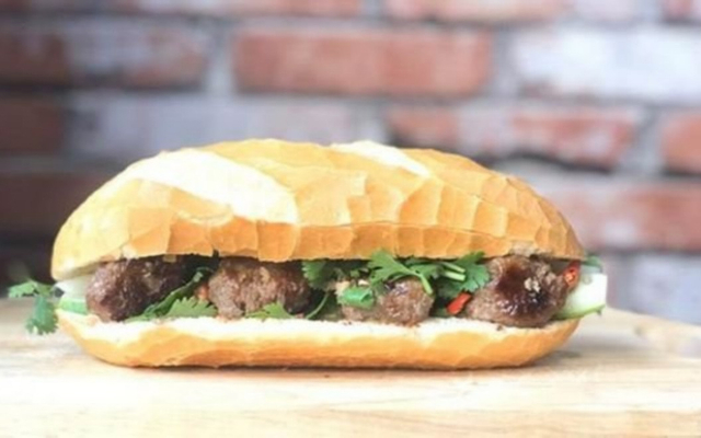 banh-mi-ha-noi-minh-quan-2-huynh-van-banh