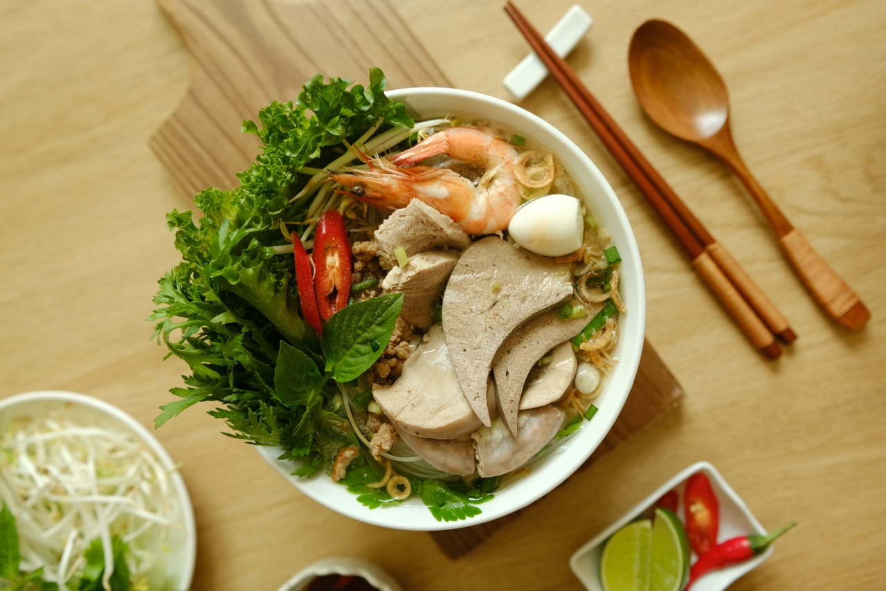 tiem-hu-tiu-chu-thanh-gia-truyen-tu-1982-nguyen-cong-tru