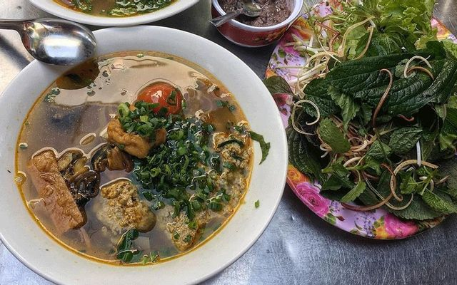 Bún-Riêu-&-Bún-Cua-Ốc---Đường-Số-8