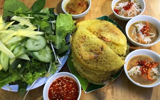 banh-xeo-binh-inh-an-la-ghien-le-uc-tho