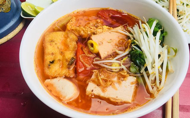 bun-rieu-cua-bun-o-to-vinh-dien