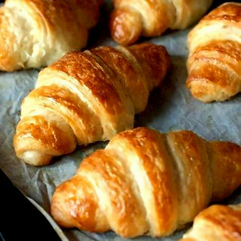 Hình ảnh Tiệm Bánh Little Croissant - Cách Mạng Tháng Tám